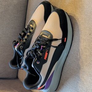 NWOT men's Puma sneakers size 11.5